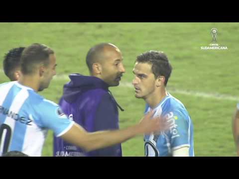 Uruguayos Wanderers y Cerro empatan 0-0 en la ida