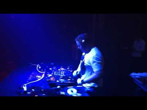 Marcus Schossow @ Webster Hall 4-9-11- Sun & Moon (Marcus Schossow Remix)