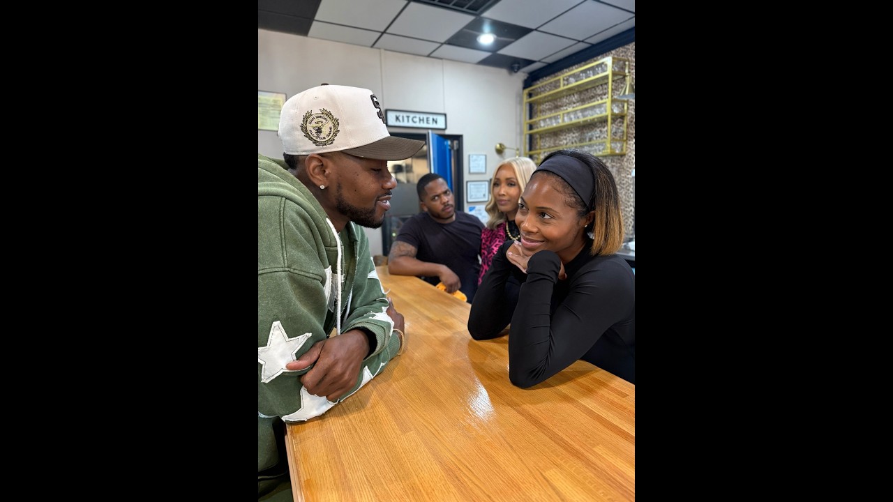 When Keysha flirts her way to a BIG TIP!