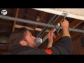 Automatiser la porte de garage - Installation de la motorisation Chamberlain pour porte de garage