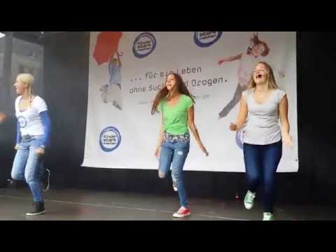 TanzalarmKids tanzen zu AEIOU Komm lass uns tanzen