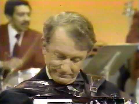 Myron Floren on accordion with The William Tell Overture (1977)
