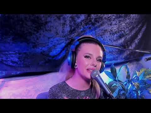 Sanna Martinez - Thought I was happy (Live Session)