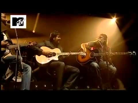 Agnee - Aahatein (The splitsvilla 4 Theme song) unplugged live feat. Rahul Ram and Pritam