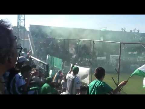 "Llega la barra de Laferrere" Barra: La Barra de Laferrere 79 • Club: Deportivo Laferrere