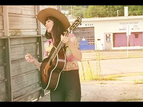Video thumbnail for Rattlesnake Girl