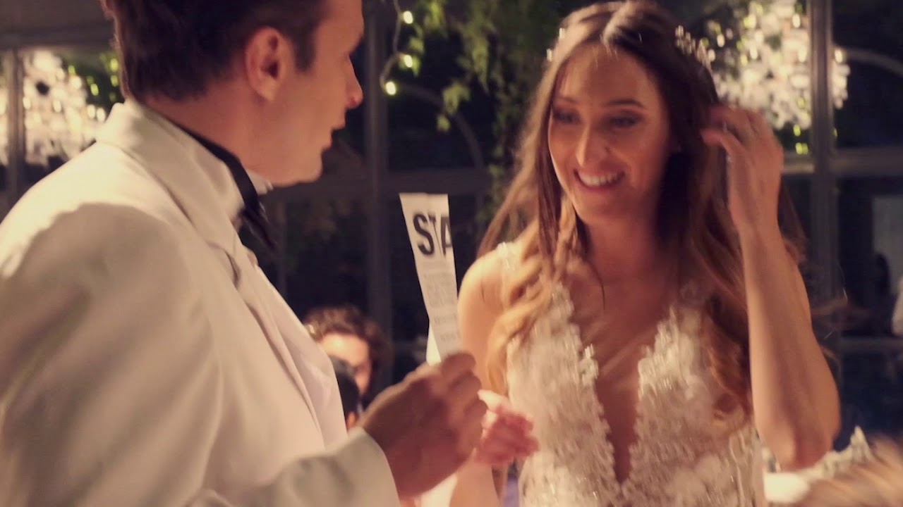 Eric Nondsen: serveur comique