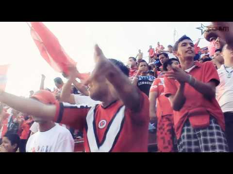 "la aficion del mejor equipo del mundo" Barra: Guardia Roja &bull; Club: Tiburones Rojos de Veracruz