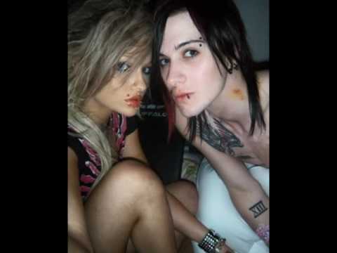 Cinema Bizarre Yu Phoenix & Vanessa versias 2.wmv