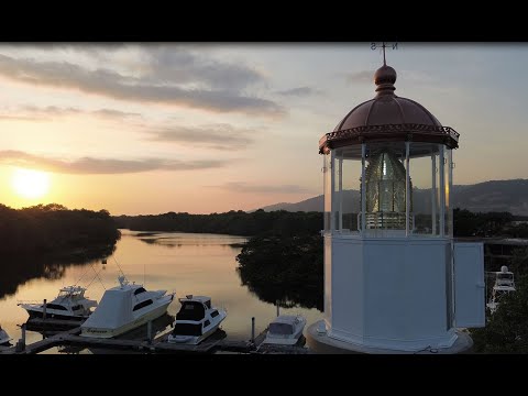 Remodelación de Faro Yatch Club