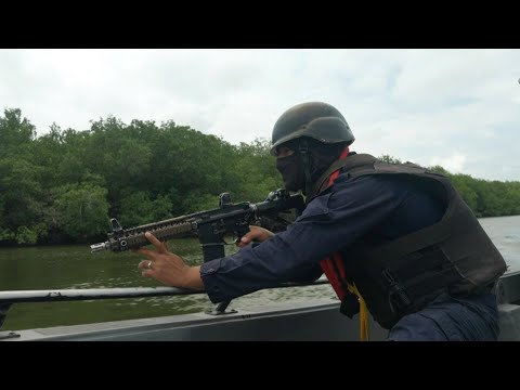 Ecuador's navy patrols Guayaquil Gulf as gang violence soars | AFP