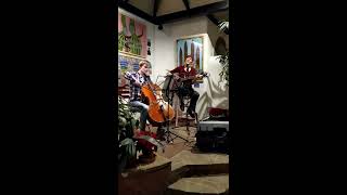 Video Jenoféfa Beta - Pod hladinou (živě,  s cellem), křest sbírky Srd