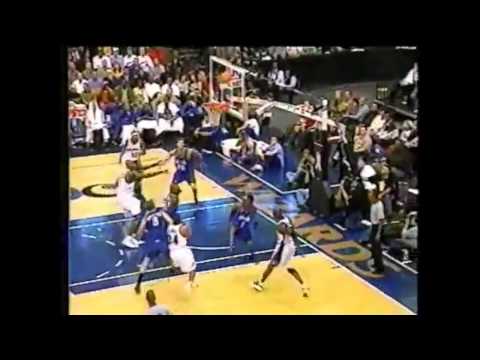 Tracy McGrady blocks Michael Jordan's fadeaway