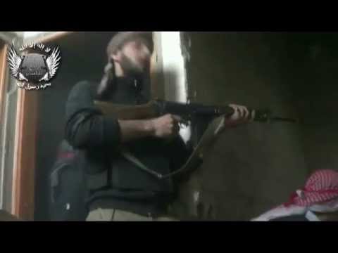 اشتباكات خلال اقتحام كتيبة شهداء الغوطة أحد مواقع قوات النظام في بلدة عربين في ريف دمشق ضمن معركة "ربيع المجاهدين"