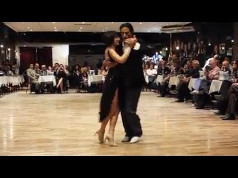 María Olivera & Tony Gurzi - "Con tus besos" (Cachirulo, Bs. As. 25/11/2017)