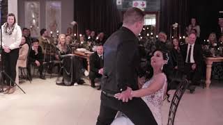 Groom surprises wife with Magic Mike pony dance