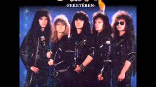 Omen Feketében 04, A Gonosz Hétszer Él