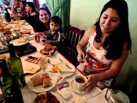 Galera no café colonial!