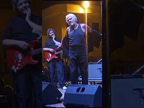 Un esilarante Adriano Pappalardo in concerto a Campora San Giovanni