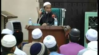 Download lagu Ustaz Azhar Idrus ~ Mulut Lawa Hati Huduh mp3