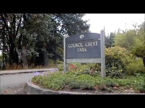 Tourist enjoys views from Council Crest Park
