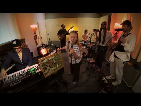 strongboi - be mine (live)