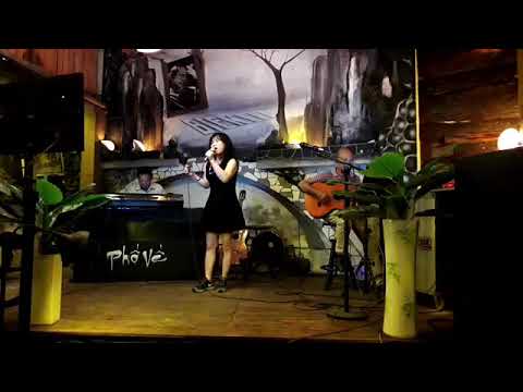Thể hiện bởi Hoài Mỹ