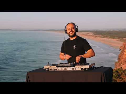 Live Dj set by DJ Fuel from Redhead Beach Australia (Melodic House, Progressive & Trance)