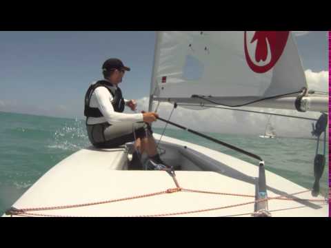 Roll tack in light winds and waves