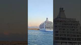 #5202 TRAVEL TIME - Ferry Ride & The Sailing of Seven Seas Voyager (P4), Valletta, Malta, Europe