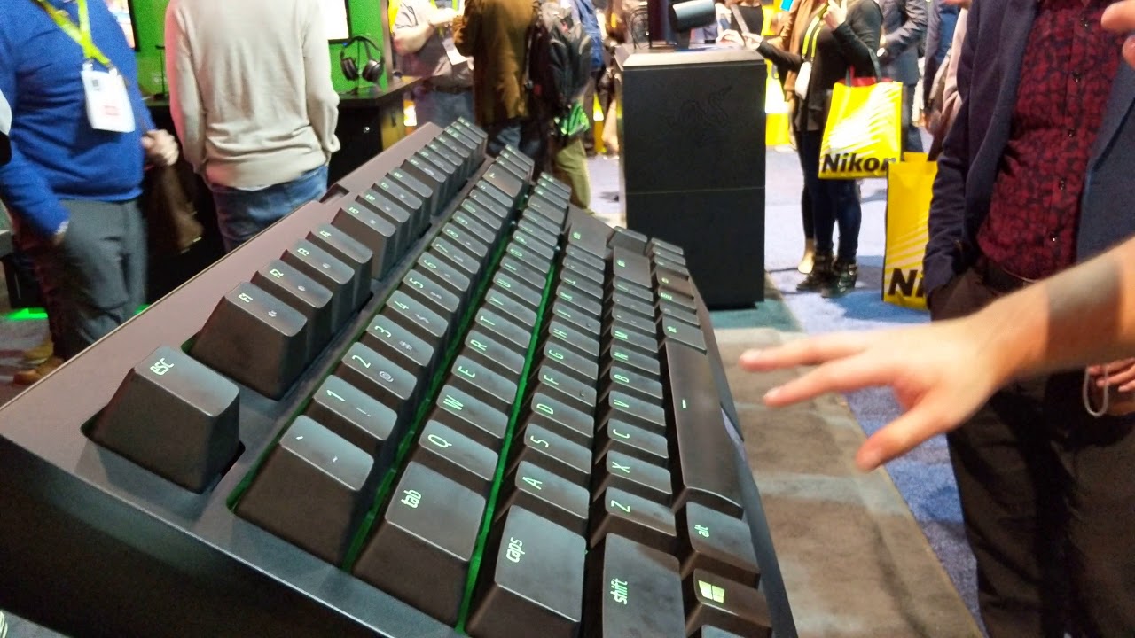 Razer CES 2018 Mega Sized Keyboard - YouTube
