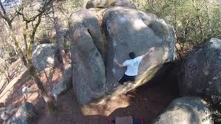 Video thumbnail of Face Cachée, 8a+. Fontainebleau