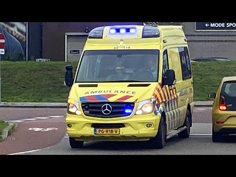 A1 Ambulance met spoed naar ziekenhuis Na reanimatie Ambulance25-119