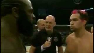 Kimbo Slice gets knocked out in seconds!!!