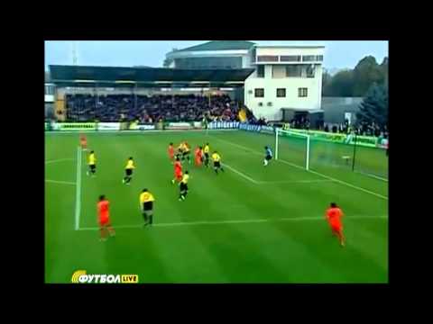 Gol de cabeça do dentinho