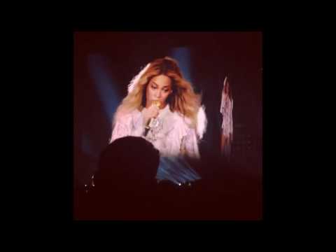 BEYONCE: Formation Tour, New Costume at Friends Arena, Solna, Sweden (Jul 26) (VIDEO SNIPPETS)