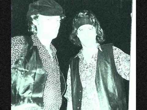 THE CHINA DOLLS - same vein same arm same needle