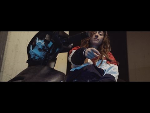 Haiyti – Moscow Mule feat. Burak (prod. AsadJohn)