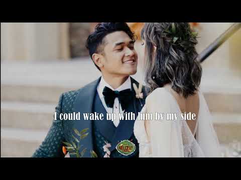 I Get A Little Starstruck - .Lyrics. - Wildflowers Feat. Sarah Pumphrey