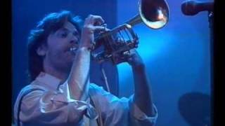 Eldkvarn och Thåström Flyktsoda Live Cirkus Broadway 1988