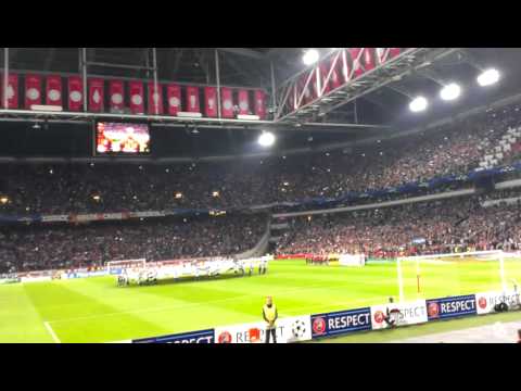 OPKOMST SPELERS (AJAX - MILAN 1-10-2013 | 1-1)