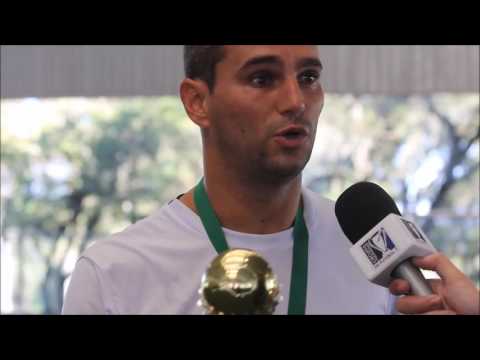 TAÇA CURITIBA - Almir comenta sobre prêmio de craque do campeonato "É muito gratificante"