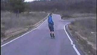 preview picture of video 'Inline DownHill slide training Venosa 2003'