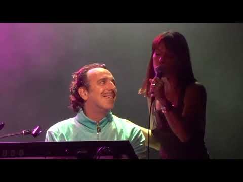 Feist & Chilly Gonzales - The Limit to Your Love (Live) Paris, Élysée Montmartre - 15/09/2023