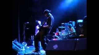 Mondo Generator   Tension Head &amp; Ode To Clarissa @ Fonda, L A  2007 PT.1/6