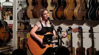 Coby Grant - Winter Bear  Live at Berlin Guitars 2019