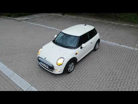 2014 F56 Mini Cooper 1.5 Diesel (s/s) 3-Door 6-speed manual