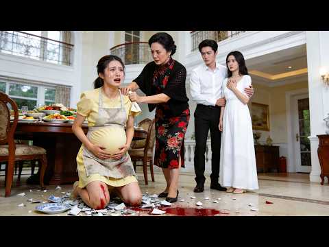 當婆婆將懷孕的她壓著跪在碎瓷片上時，她用最後的力氣望向他卻只見他溫柔地抱著假孕的白月光，她絕望簽下離婚協議消失；得知真相後他卻發瘋的找她