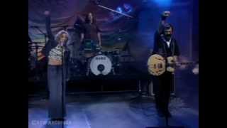 Steve Earle &amp; Sheryl Crow - &quot;Time Has Come Today&quot; - LIVE (2000)