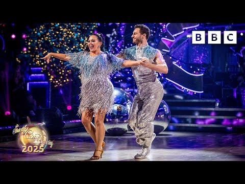 Scarlett Moffatt & Vito Coppola Cha Cha to DJ Play a Christmas Song by Cher ✨ BBC Strictly 2025